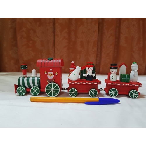 89 - Mini Christmas Trains, Vintage Style Wooden Mini Ornaments.(2)