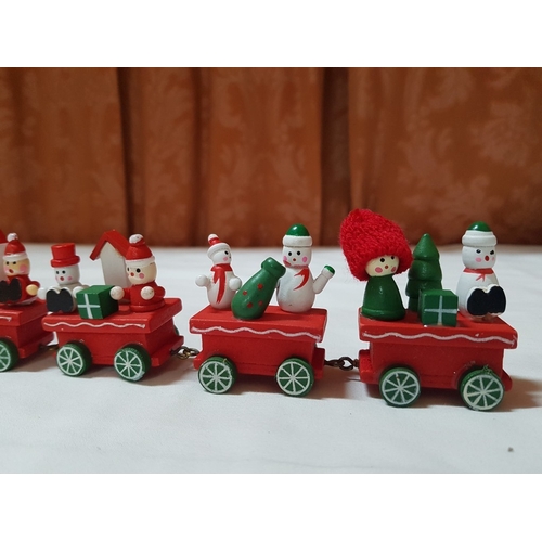 89 - Mini Christmas Trains, Vintage Style Wooden Mini Ornaments.(2)