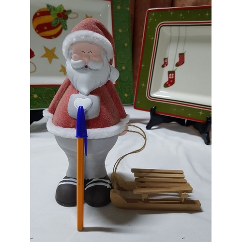 135 - Xmas Collection; 2x Large Christmas Design Serving Dishes, Square (Approx. 28.5cm x 28.5cm) and Rect... 