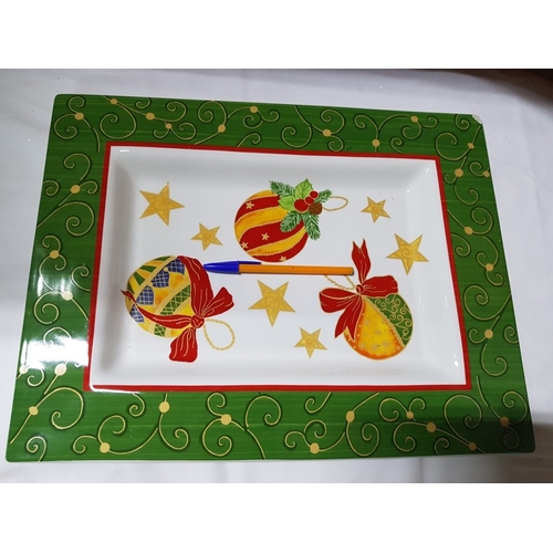 135 - Xmas Collection; 2x Large Christmas Design Serving Dishes, Square (Approx. 28.5cm x 28.5cm) and Rect... 