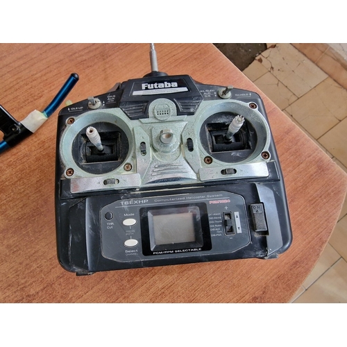 669D - Radio Controlled Nitro Helicopter, Together with Remote Control (T6EXHP Computerized Helicopter Syst... 