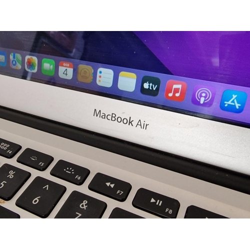 676D - Apple MacBook Air Laptop, (Model A1466), 13-inch LED Backlit Widescreen Notebook, 4GB RAM, 256GB HD,... 