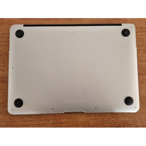 676D - Apple MacBook Air Laptop, (Model A1466), 13-inch LED Backlit Widescreen Notebook, 4GB RAM, 256GB HD,... 