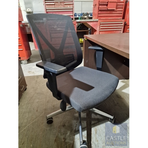 685D - Modern Wenge Colour Rectangular Office Desk, Together with 4-Drawer Pedestal / Drawer Unit and Black... 