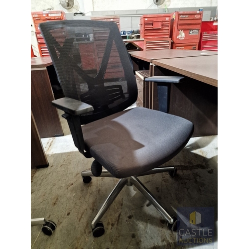 686D - Modern Wenge Colour Rectangular Office Desk, Together with 4-Drawer Pedestal / Drawer Unit and Black... 