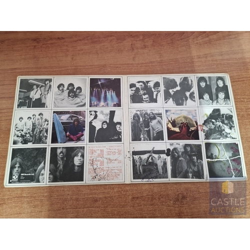 43 - Collection of 4 x PINK FLOYD LP Vinyl Records; 'A Nice Pair' 2 Record Set (SHDW 403), 'Obscured by C... 