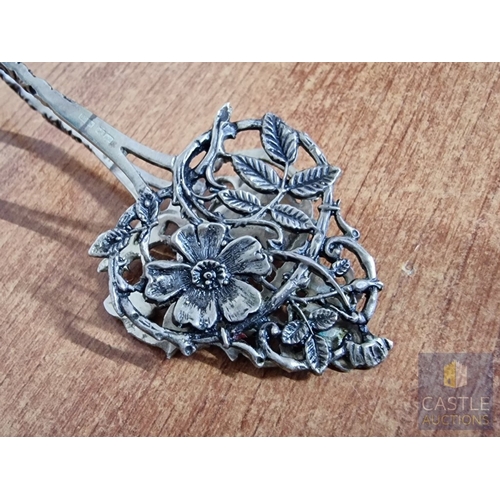 44 - Vintage Silver Pastry Tongs with Pierced Floral Design Slices and Decorative Handles, Cypriot Assay ... 