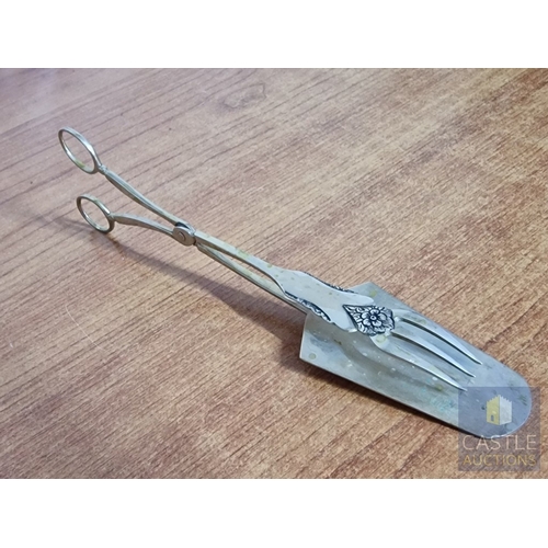 46 - Vintage Silver Pasty Tongs, (Approx. L: 24.5cm, 101g, .800 Silver)