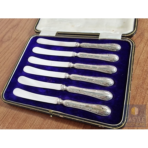 48 - Set of 6 x Antique Sterling Silver Butter Knives with Decorative Handles, (Approx. L: 16.5cm, Total ... 