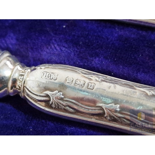 48 - Set of 6 x Antique Sterling Silver Butter Knives with Decorative Handles, (Approx. L: 16.5cm, Total ... 