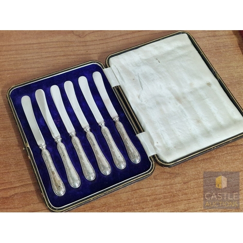 48 - Set of 6 x Antique Sterling Silver Butter Knives with Decorative Handles, (Approx. L: 16.5cm, Total ... 