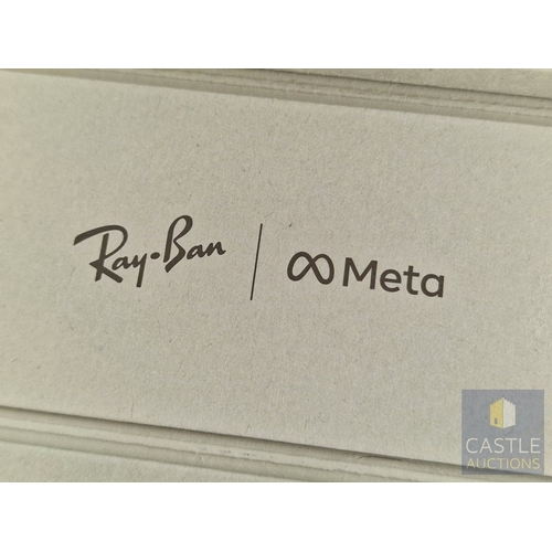 30 - Ray Ban META Wayfarer Sunglasses, (Model: RW4008),* Looks Unused * with Original Charging Case and B... 