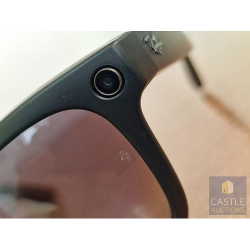 30 - Ray Ban META Wayfarer Sunglasses, (Model: RW4008),* Looks Unused * with Original Charging Case and B... 