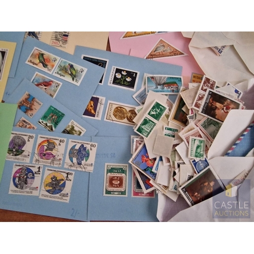 146 - Very Large Collection of Assorted Worldwide Postage Stamps, (see multiple catalogue photos)