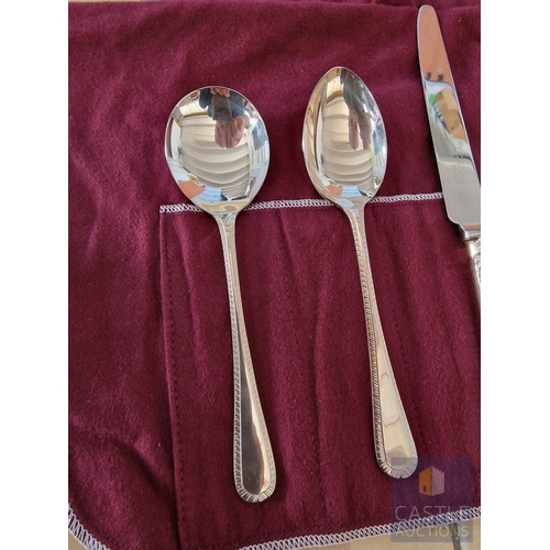 22 - Very Impressive Full Set / Huge Collection of 'United Cutlers' Silver Plated Flatware, Made in Sheff... 