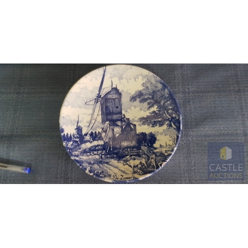 401 - 3 x Wall Plates By The Dutch Company In Typical Delftware Style.