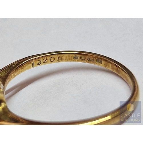 42 - Vintage 18ct Gold, Diamond & Sapphire Cluster Ring, the Central Round Cut Diamond with 8 x Surroundi... 