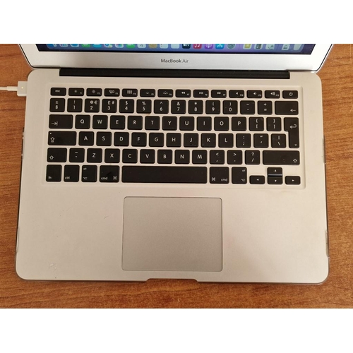 676D - Apple MacBook Air Laptop, (Model A1466), 13-inch LED Backlit Widescreen Notebook, 4GB RAM, 256GB HD,... 