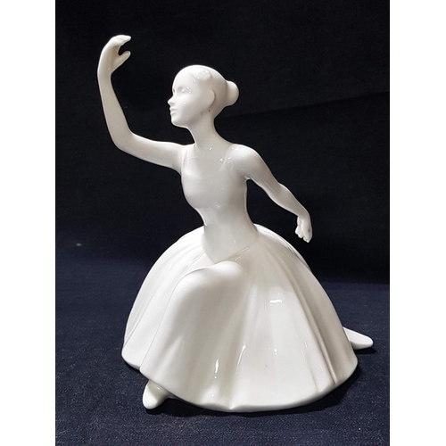687E - Rare Royal Doulton Figurine HN4025- IMAGES 
