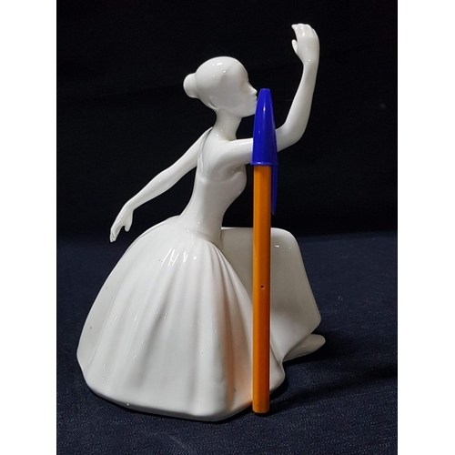 687E - Rare Royal Doulton Figurine HN4025- IMAGES 