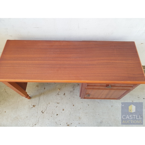 328 - Wooden Dressing Table With Single Drawer & Cupboard.
Size 107 x 65 x 40cm.
