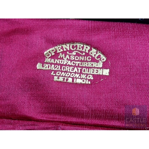 42A - Victorian Masonic 9ct Gold & Enamel Locket Pendant, Oval Shape with Free Mason Symbolism of Pillar, ... 