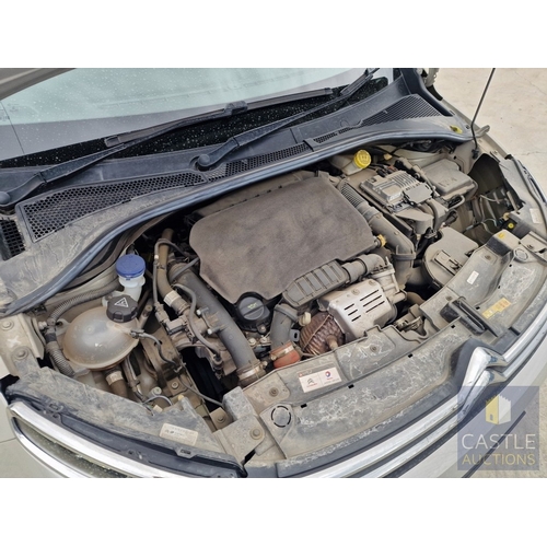 5 - CITROEN C3, 4-Door Hatchback, (2018), 1.2Ltr Automatic, with ONLY 28,700km!!! Beige Colour with Blac... 