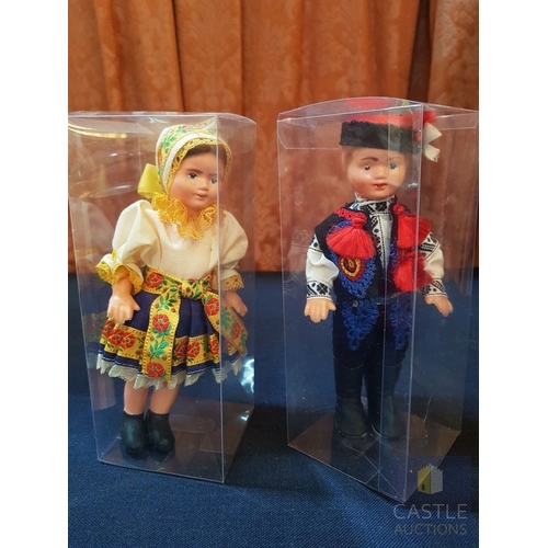 350 - Collection of 10x Vintage Folk Art Souvenir Dolls in Ethnic Outfits, See Multiple Photos, (10)