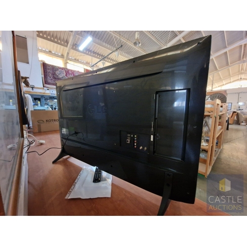 3 - LG 49'' 4K Ultra HD Smart TV with Wi-Fi, (Model: 49UH600V), with Remote and User Manual, * Basic Tes... 