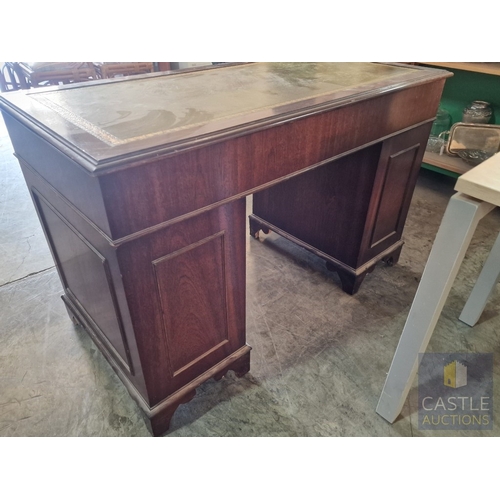 88 - Vintage Twin Pedestal / Kneehole 8-Drawer Writing Desk with Inlaid Green Leather Top and Brass Handl... 