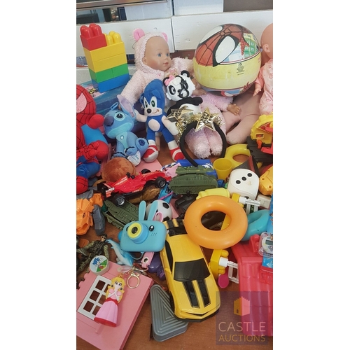 121 - Large Collection of Assorted Toys for Boys and Girls, See Multiple Photos.