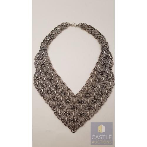 356 - Costume Jewelry, White Metal, Filigree Design Wide Bib Collar Necklace, Collar Choker Necklace (Appr... 