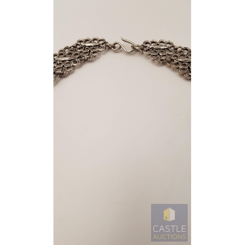 356 - Costume Jewelry, White Metal, Filigree Design Wide Bib Collar Necklace, Collar Choker Necklace (Appr... 
