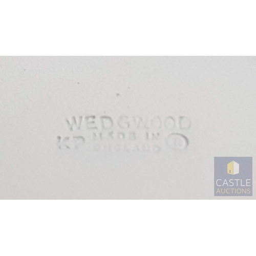 93B - Wedgwood Blue Jasper Large Heart Shaper Trinket Box (Approx. 13.5cm x 10cm x 5cm)