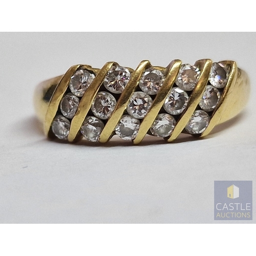 20 - 18ct Gold Ring with 15 x Round Cut Diamonds, in 5 x Angled Rows (Approx. 0.45tcw, VS1 / H), Set in 1... 