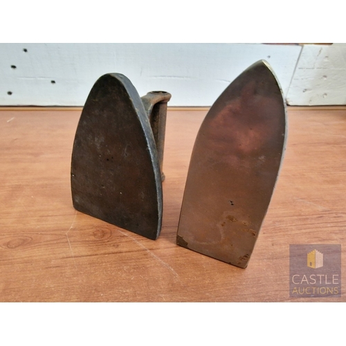32 - 2 x Vintage Flat Irons, (2)