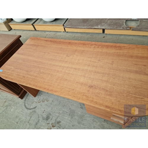 40 - Cherry Colour Office / Home Desk with Drawers, (Approx. 138 x 67cm)