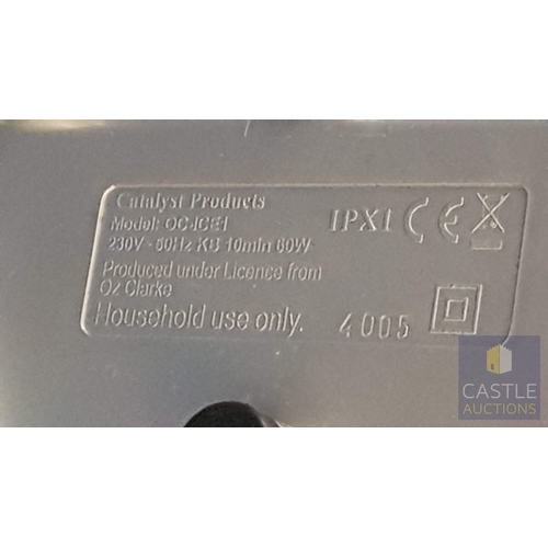 326 - 3x Electric Kitchen Tools; TEXET Paper Shredder, Model: SC10L, Oz Clarke Connoisseur Range Ice Crush... 