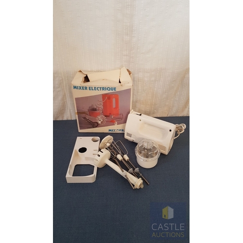 668F - Vintage Electric Hand Mixer In Original Box. A/F