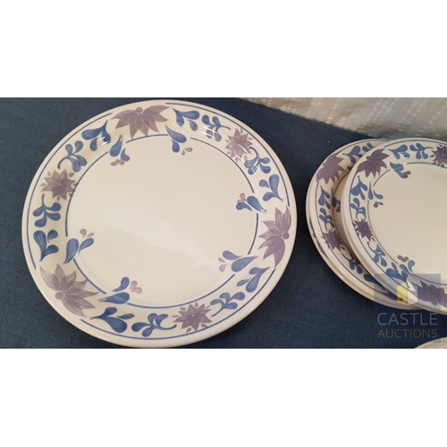 672F - 6 Of Each Porcelain Keradur Dinner Plates & Bowls, Together With 5 Other Plates. (11)