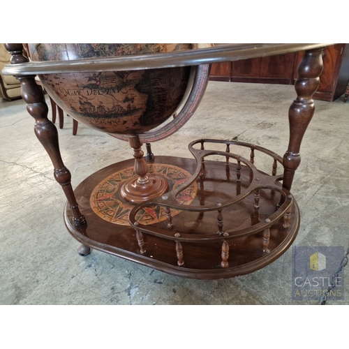 163 - Antique / Classical Style Drinks Globe / Bar Cart