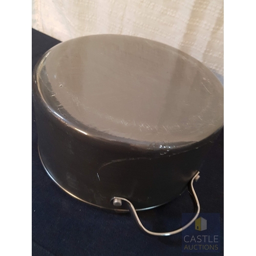 337 - Thomas Professional Cookware, Large Un-Used Cooking Pot with Glass Lid, Together Large Saucepan (A/F... 