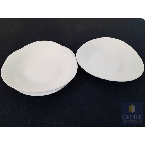 338 - 25x Modern Plain White Plates (12x Dinner Plates, 10x Cake/Sandwich Plates, 3x Soup Plates), (25)