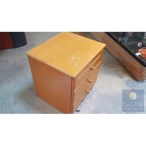171A - Simple Bedside Unit with 3-Drawers (Approx. 42cm x 51cm x 47cm), A/F.