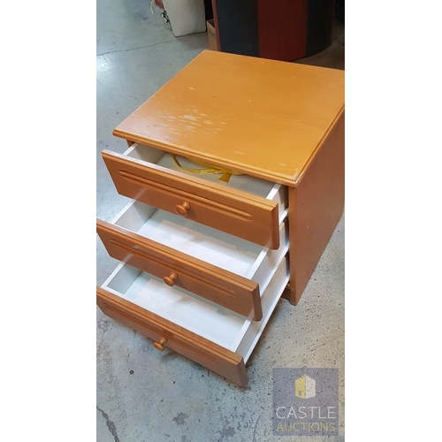 171A - Simple Bedside Unit with 3-Drawers (Approx. 42cm x 51cm x 47cm), A/F.