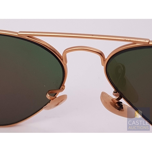 173B - Ray- Ban Sunglasses, Unisex Mirror Aviators' Made in Italy with Original Case, See Multiple Photos.