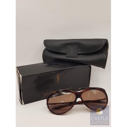 173D - Yve Sant Laurent 125 YSL 202016/S Sunglasses, Made in Italy, Together Original Soft Case and Cardboa... 