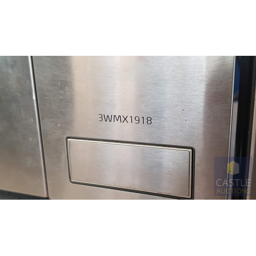 180B - Balay 3WMX1918 Integrated Microwave Oven, Silver, Untested.