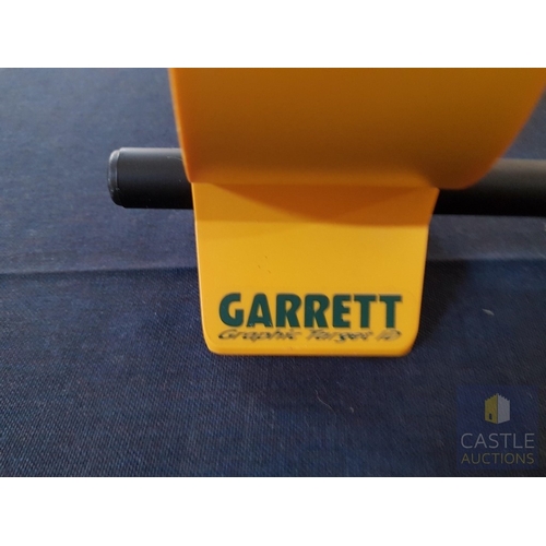 370 - Garrett Euro Ace 350 Metal Detector, Untested.