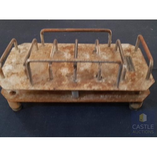 372 - Antique Victorian Rare Holding Rectangular Base for Coal Clothes Iron (Approx. 28.5cm x 15cm x 10.5c... 